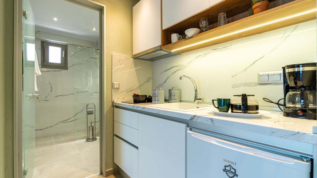 Estelle Family Luxury Apartments & Suites Gerakini Dış mekan fotoğraf