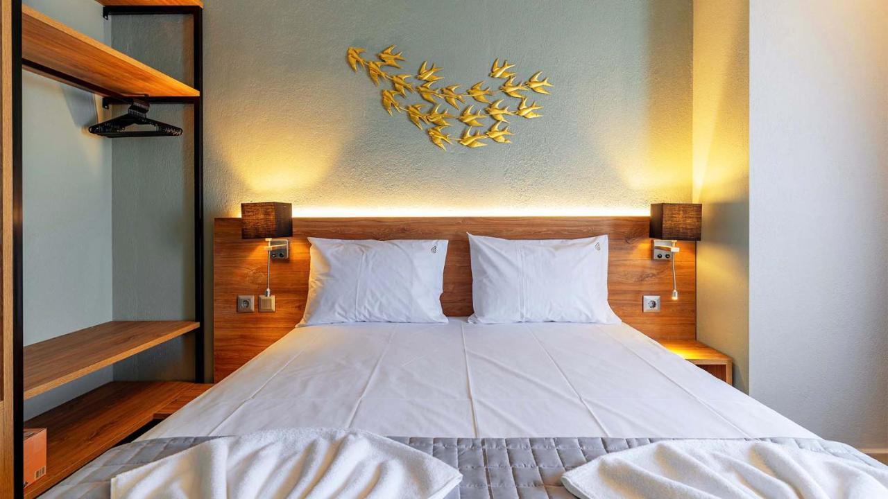 Estelle Family Luxury Apartments & Suites Gerakini Dış mekan fotoğraf